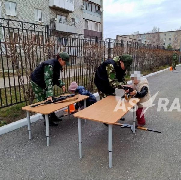 Не только школьники: в россии к потенциальному участию в войне с Украиной готовят с детских садов