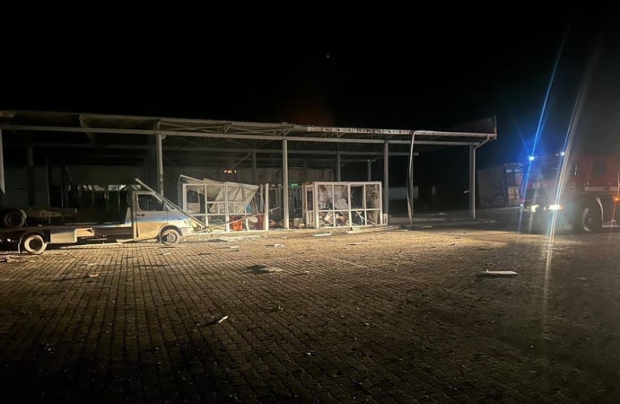 Обстріл пункту пропуску «Орлівка» на кордоні з Румунією: рух призупинено (фото)