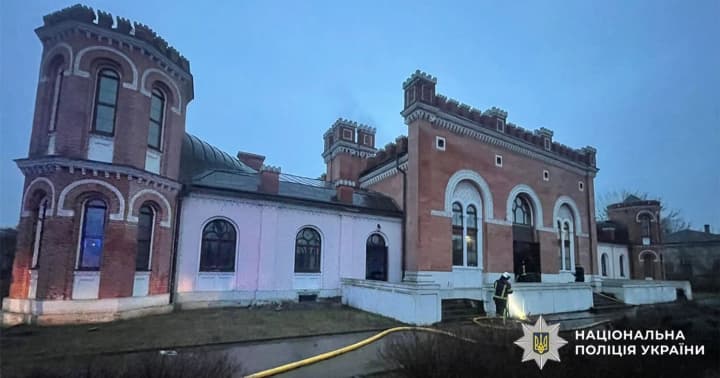 Поджог синагоги в Черновцах: полиция подтвердила задержание подозреваемого, открыто производство