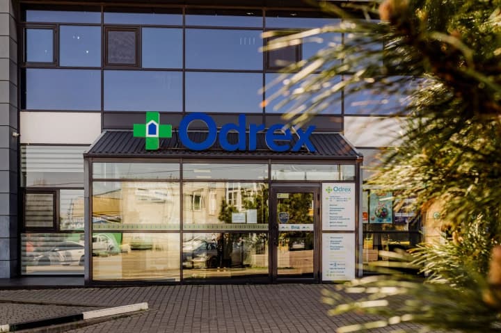 Родственники жертв скандальной клиники Odrex призвали правоохранителей провести расследование и наказать виновных в смерти их родных - видео