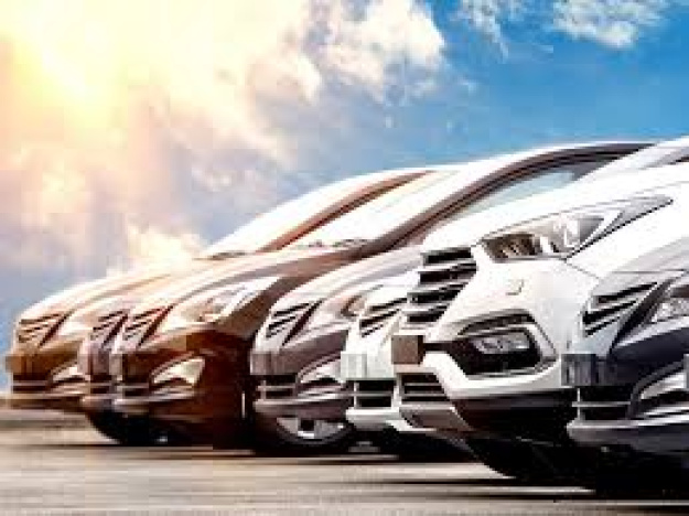 Секонд-хенд штурмує ринок: імпорт уживаних авто зріс на 60%