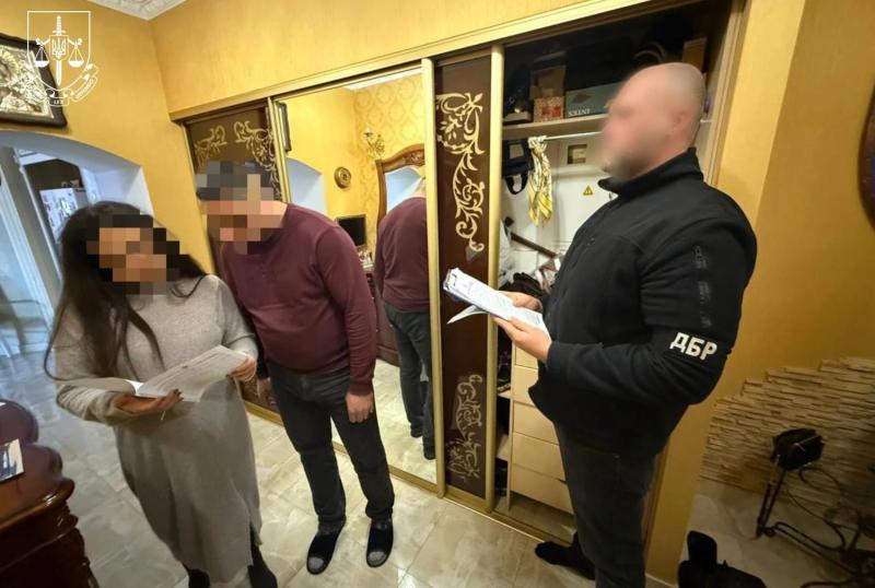 Трое должностных лиц незаконно завладели землей в НП "Пирятинский": прокуратура сообщила о подозрении