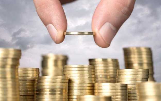 Україна скоротила соціальні видатки на 15 млрд грн у 2025 році