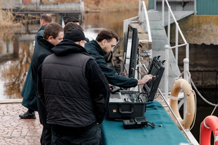 В Украине создана первая группа инструкторов для подводного дистанционного разминирования