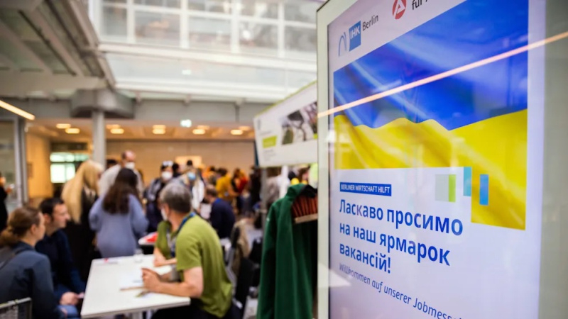 Виплати для українців в Німеччині зменшаться втричі: в чому причина