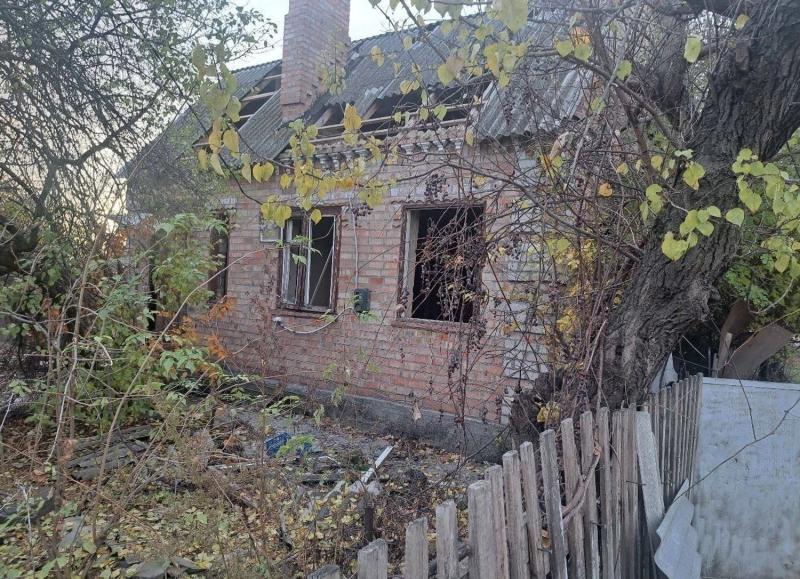 Вражеские атаки на Днепропетровщине: разрушено учебное заведение, ранена женщина