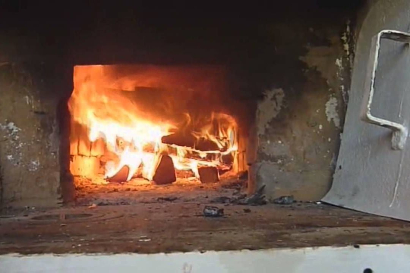 Когда ракеты есть, а газа нет: почему жители Псковской области запасаются дровами