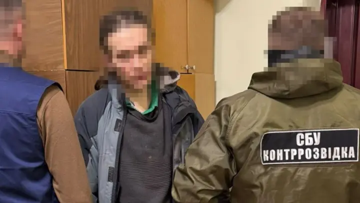 Корректировал удары по Черновцам и призывал к атакам на запад Украины: СБУ задержала 35-летнего агента рф