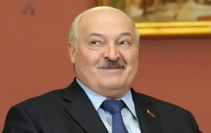 лукашенко выпустил на свободу 22 политзаключенных, среди них - люди, имеющие несовершеннолетних детей