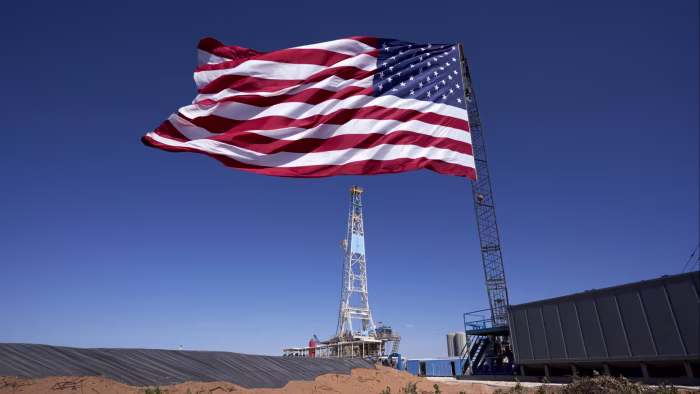 Нафта WTI відскочила від 5-річного мінімуму після того, як Трамп оголосив морську блокаду Венесуелі
