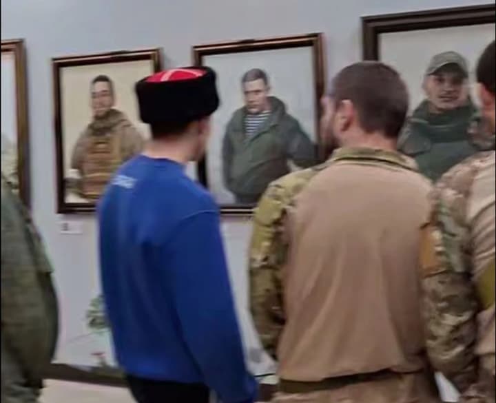 Оккупанты превратили музеи Мариуполя в центры пропаганды и вывезли ценные экспонаты – горсовет