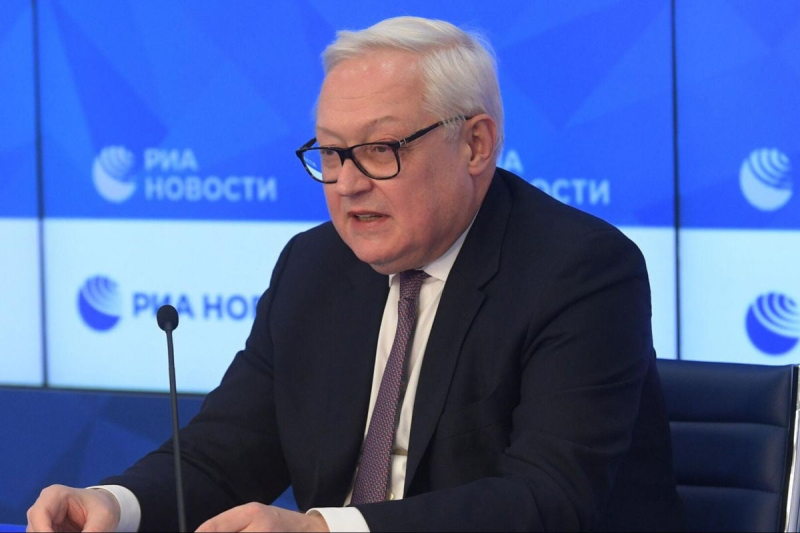Отказ от плана мира в резкой форме: как у Путина пытаются сорвать визит Зеленского в США