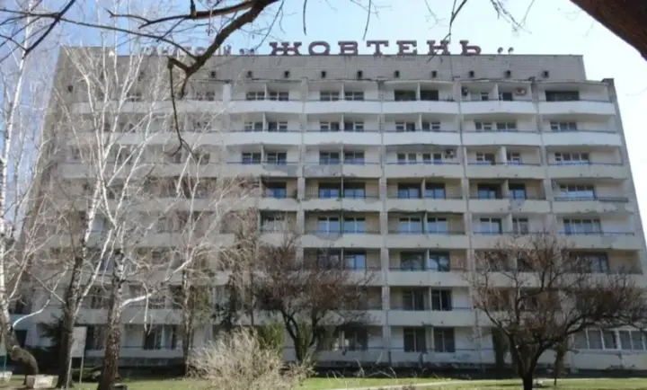 Столкновения в санатории "Жовтень" под Киевом: при чем здесь бизнесмен Кауфман