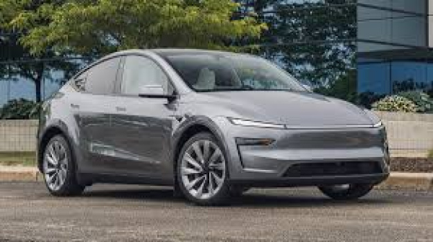 Tesla утримує перше місце з продажу електромобілів у Європі, навіть попри падіння продажів