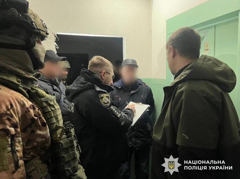 Требовали купить БАДы: стали известны новые подробности по делу преступной группы, терроризировавшей пожилых украинцев