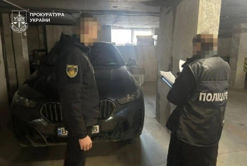 В Хмельницкой области разоблачили преступную группу, которая контрабандой ввозила и продавала лекарства онлайн