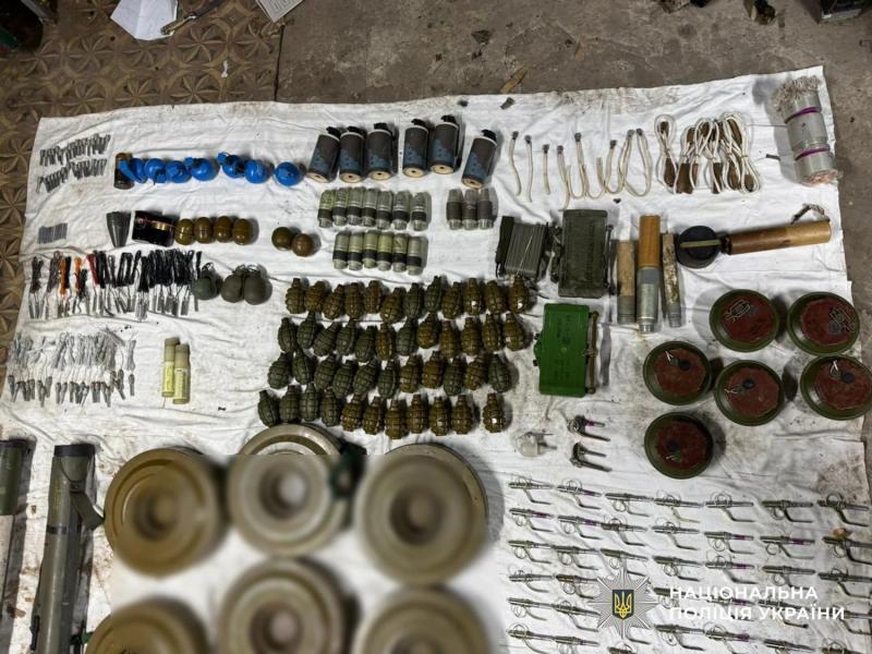 В Украине ликвидировали масштабный канал нелегального сбыта оружия