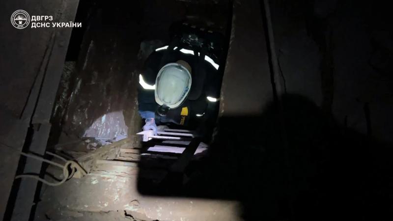 10 часов спасательной операции и до 7 километров пути: в ГСЧС показали спасение заблокированных из-за атак РФ горняков в Кривом Роге