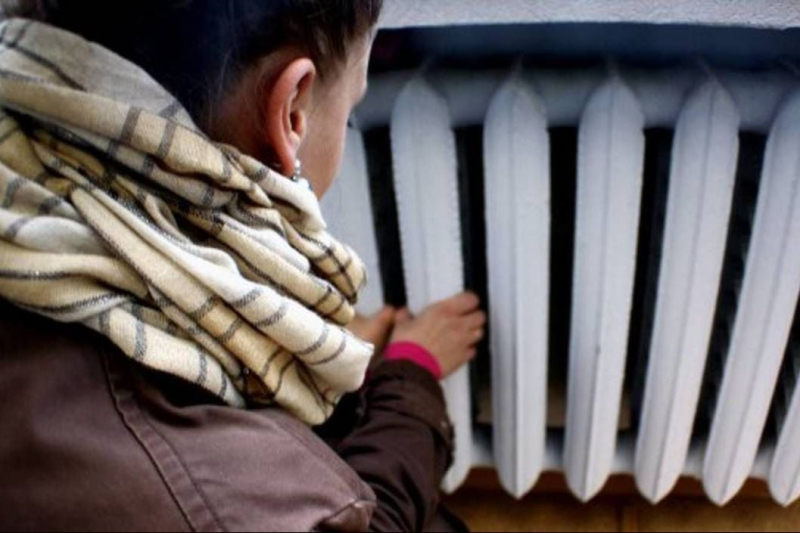 –30 °C на подходе: жители Энгельса замерзают в квартирах, пока Путин пытается обрушить энергетику Украины