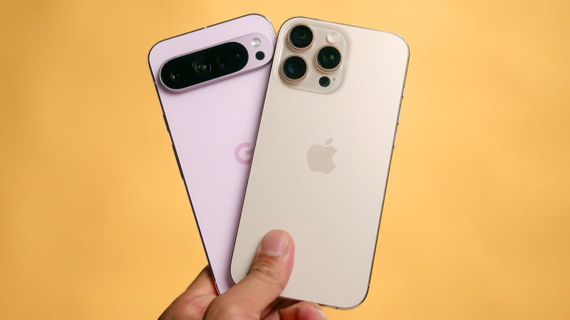 Чи переживуть смартфони епоху ШІ: техногіганти готують заміну iPhone та Android