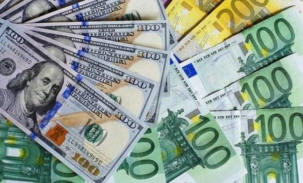 Головне за середу: обвал гривні, золото Венесуели та інфляція в ЄС