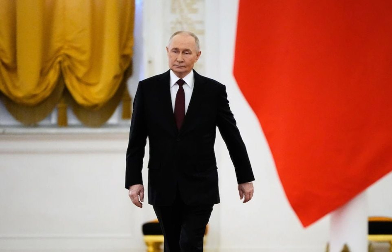 Мир Путина начинает рушиться — Der Spiegel