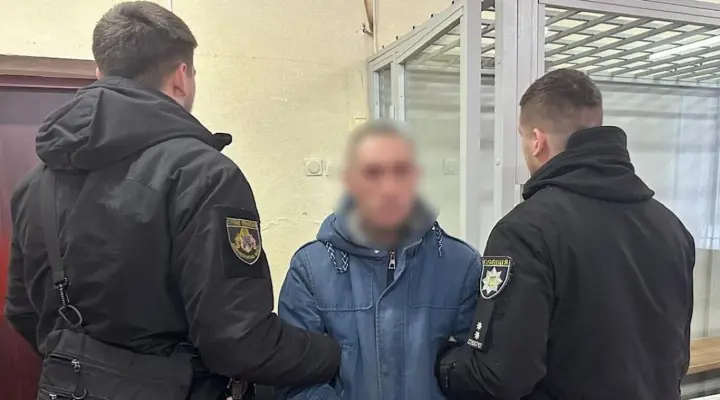Нанес смертельный удар ножом в шею возле магазина: в Днепре задержали подозреваемого в убийстве