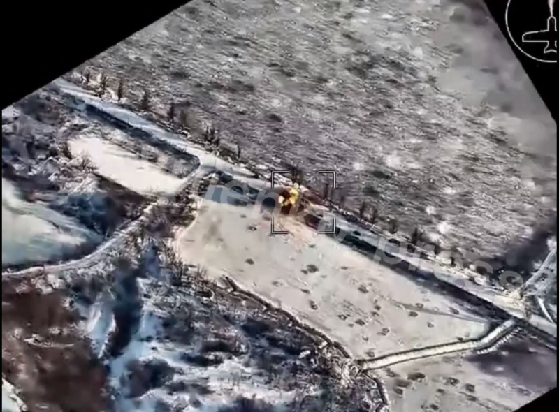 Под Покровском полк "Скала" ракетой HIMARS застал оккупантов врасплох: видео разгрома колонны