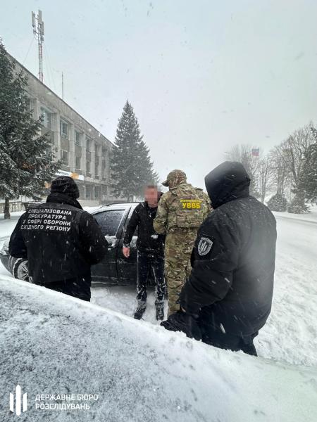 Пограничник из Днепропетровщины организовал схему уклонения от мобилизации за $12 тысяч