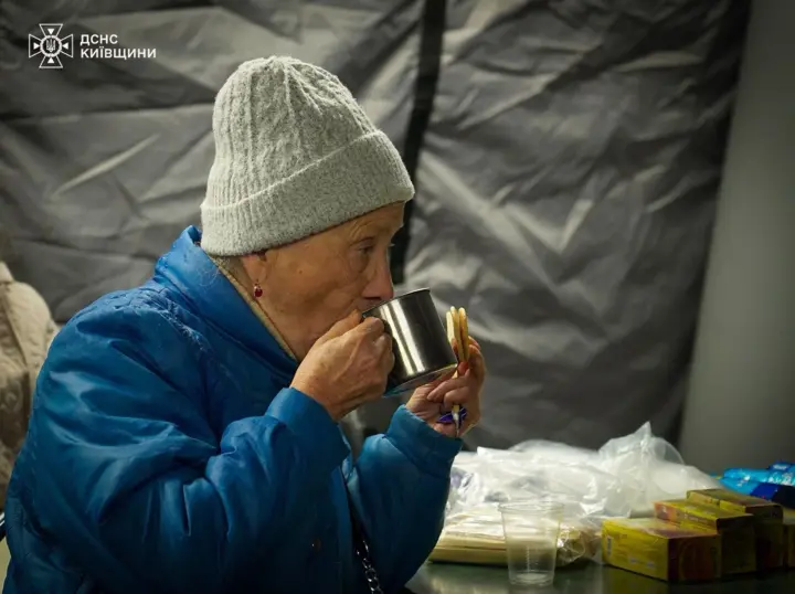 Правила передвижения во время комендантского часа меняют: Шмыгаль объяснил, что разрешат