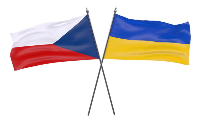 Учитель из Чехии публично обратился к украинцам после оскорбительных слов Окамуры о Зеленском