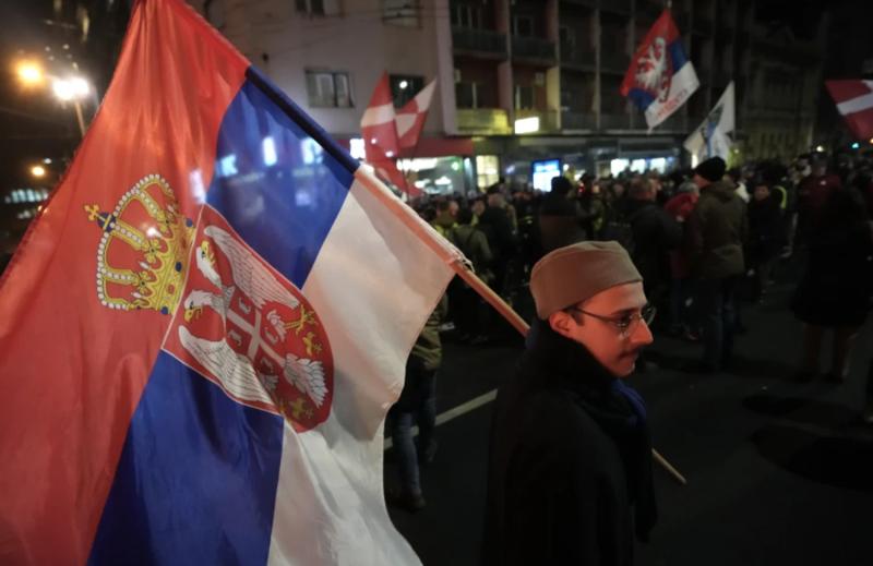 В Белграде прошли многотысячные протесты против репрессий в университетах