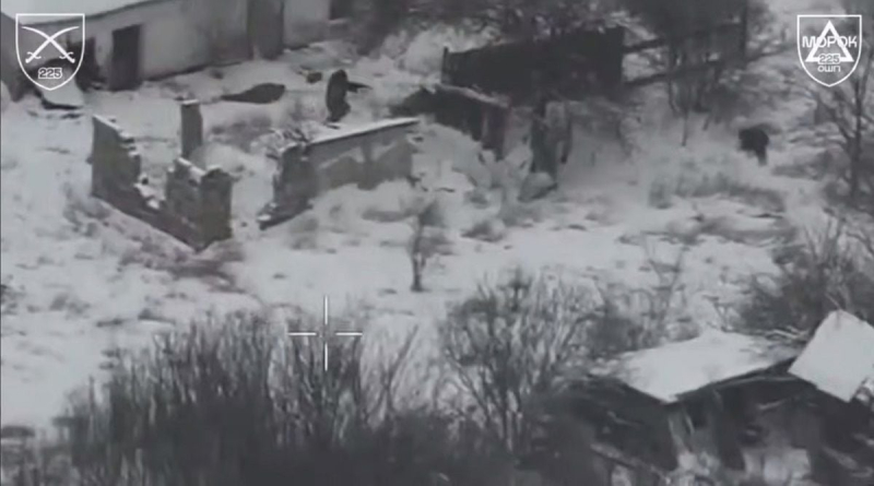 В Гуляйполе боец "Морока" 225-го ОШП в одиночку ликвидировал троих оккупантов: видео ближнего боя