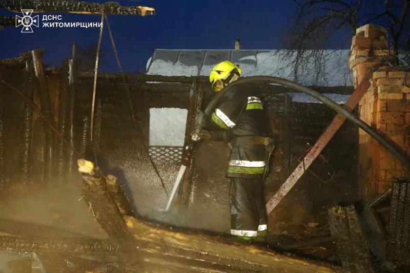 В Житомирской области в пожаре погибла 32-летняя женщина и двое ее малолетних детей