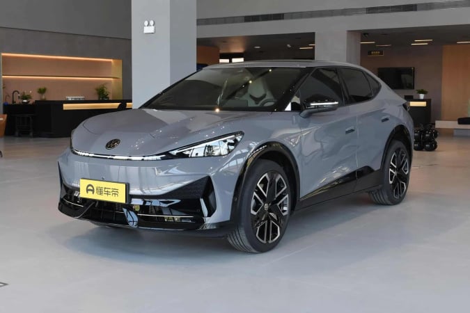 За рік український ринок електромобілів зріс удвічі. Топ-5 нових авто