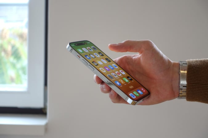 Apple випустила екстрене оновлення: 1,8 млрд користувачів iPhone під загрозою захисту даних