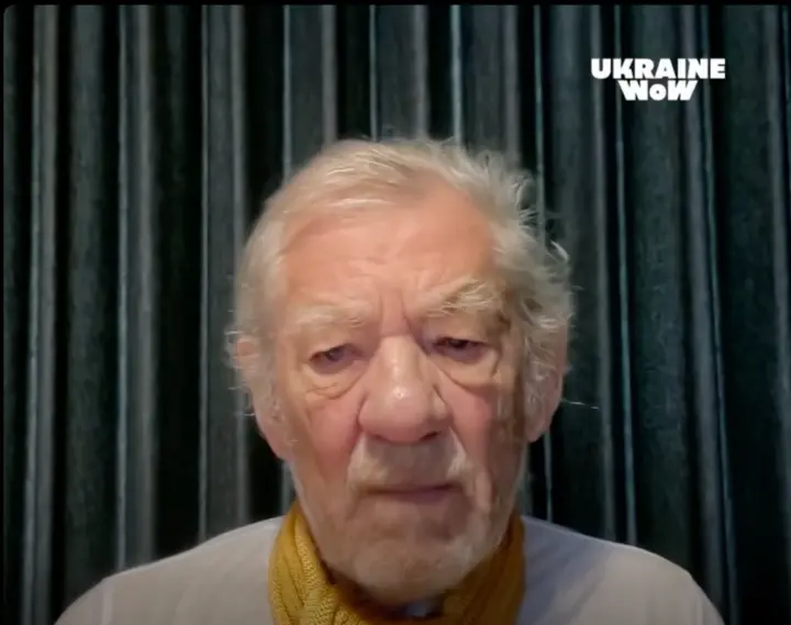 Британский актер, сыгравший Гэндальфа, прочитал стихотворение украинского военного и поэта Артура Дроня