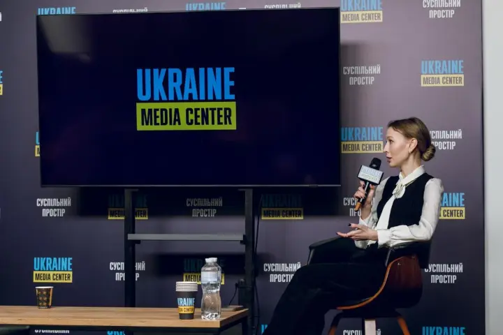 Доказательства для будущих судов: россияне заставляют украинских детей оформлять биометрические паспорта - правозащитник