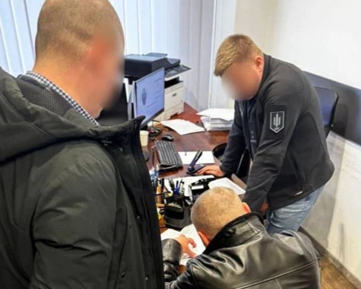 Экс-главе ВВК объявили новое подозрение из-за квартиры без подтверждения таких доходов в декларации - прокуратура