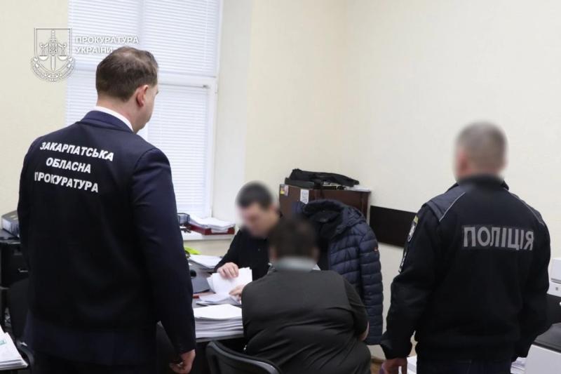 Фиктивный туберкулез за 11 500 долларов: на Закарпатье разоблачили масштабную медицинскую коррупционную схему