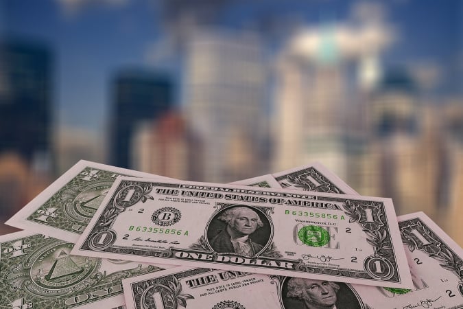 Головне за середу: закон про «податок на OLX» зняли, Stripe веде хоче поглинути PayPal
