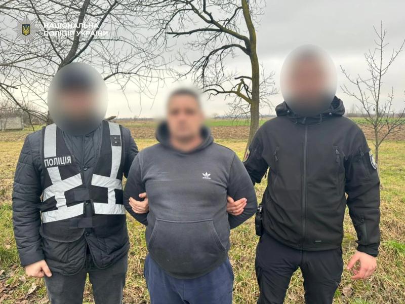 На Закарпатье задержан мужчина, бросивший боевую гранату в дом правоохранителя