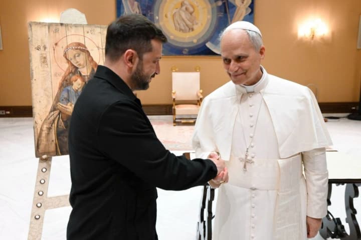 Папа Лев передал Украине генераторы и лекарства для борьбы с последствиями зимних обстрелов