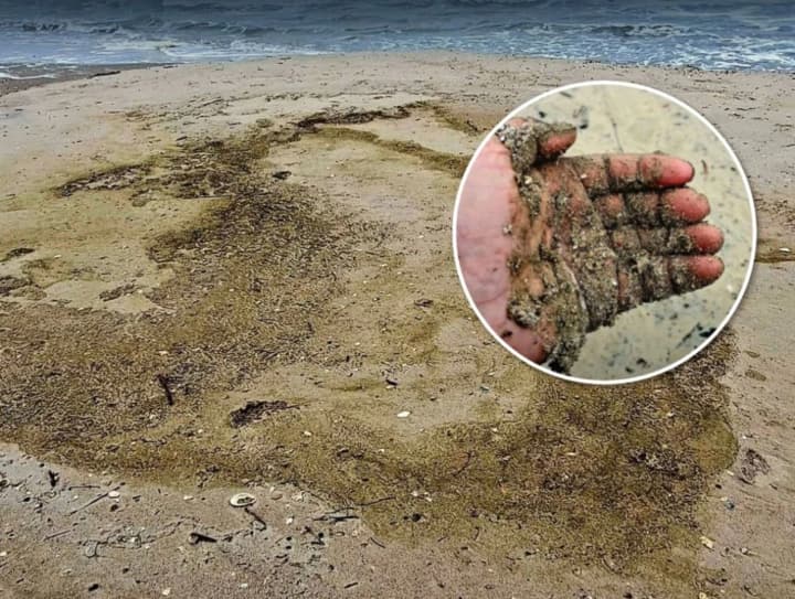 В Черном море зафиксировали маслянистую пленку после российской атаки на цистерны с маслом - ЦПД