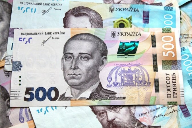 Реальні зарплати українців підвищилися майже на 14%: які галузі у лідерах