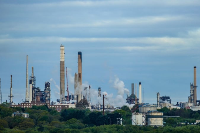 Нафтогазові доходи росії у травні зросли на 32%